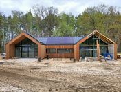 Montaż elewacji drewnianej, podbitki, desek tarasowych