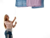 Monter suszarek sufitowych do suszenia prania.