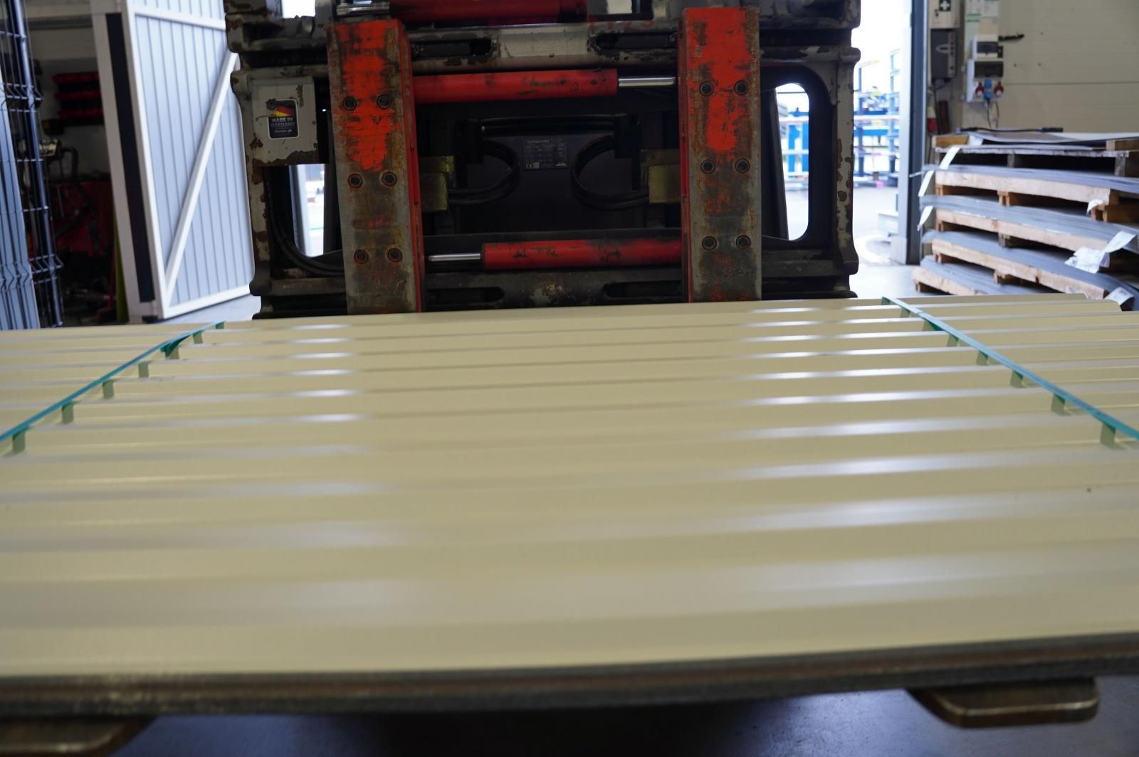 Tanie blachy w paczkach - białe/szare/kremowe podkłady Kolbuszowa - Zdjęcie 1