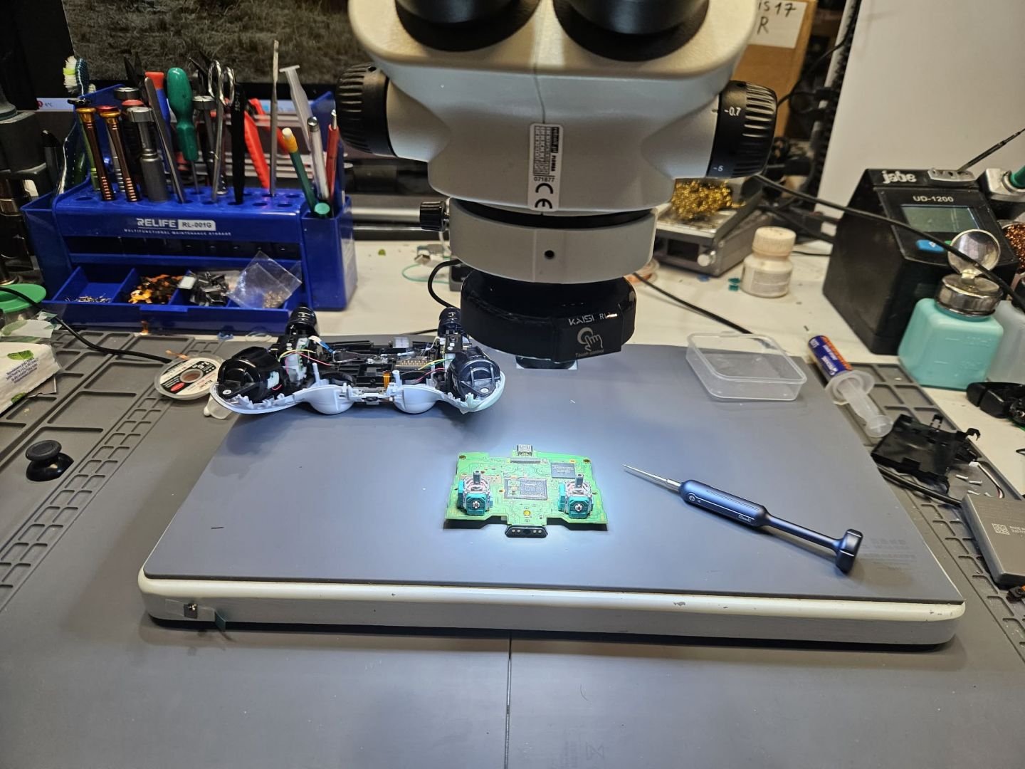 Playzone - Serwis Padów i Kontrolerów Warszawa - Zdjęcie 1