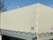 Plandeki na samochody na wymiar producent